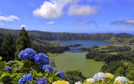 Остров Сан-Мигель, Азорские острова, Португалия, озеро, горы, цветы, природа