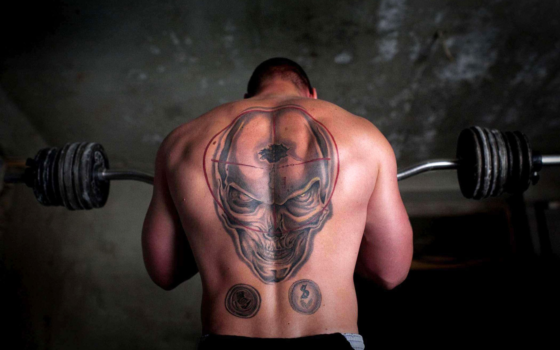 HDoboi.Kiev.ua - Татуировка черепа на спине у мужчины, обои на iphone 6 тату