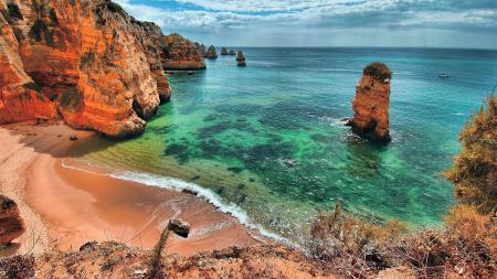 обои море на айфон 8, Морское побережье, Португалия, пляж, песок, скалы