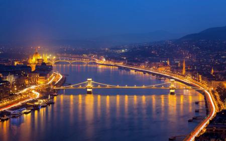 Будапешт - Венгрия, ночной город