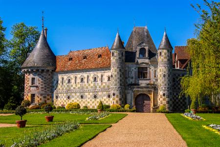 Франция, замок в Лизье Chateau de St Germain de Livet